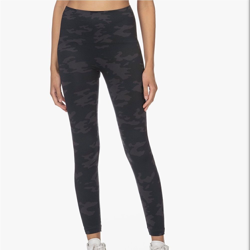 Spanx seamless camo leggings  
